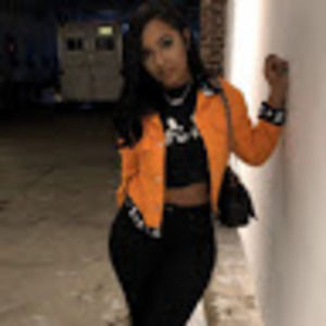 Meet your Posher, Latoya